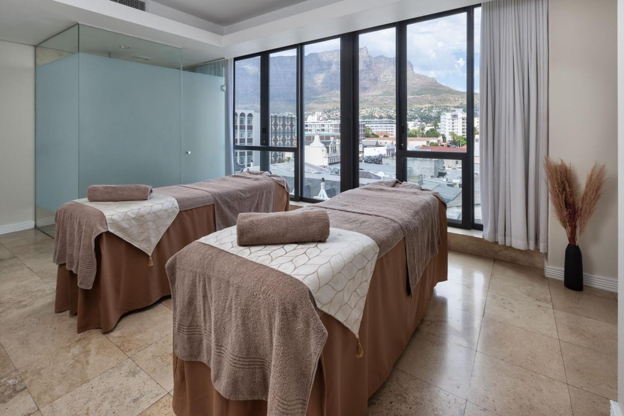 โรงแรมเปปเปอร์คลับ เคปทาวน์ ภายนอก รูปภาพ The Spa at The Cape Heritage